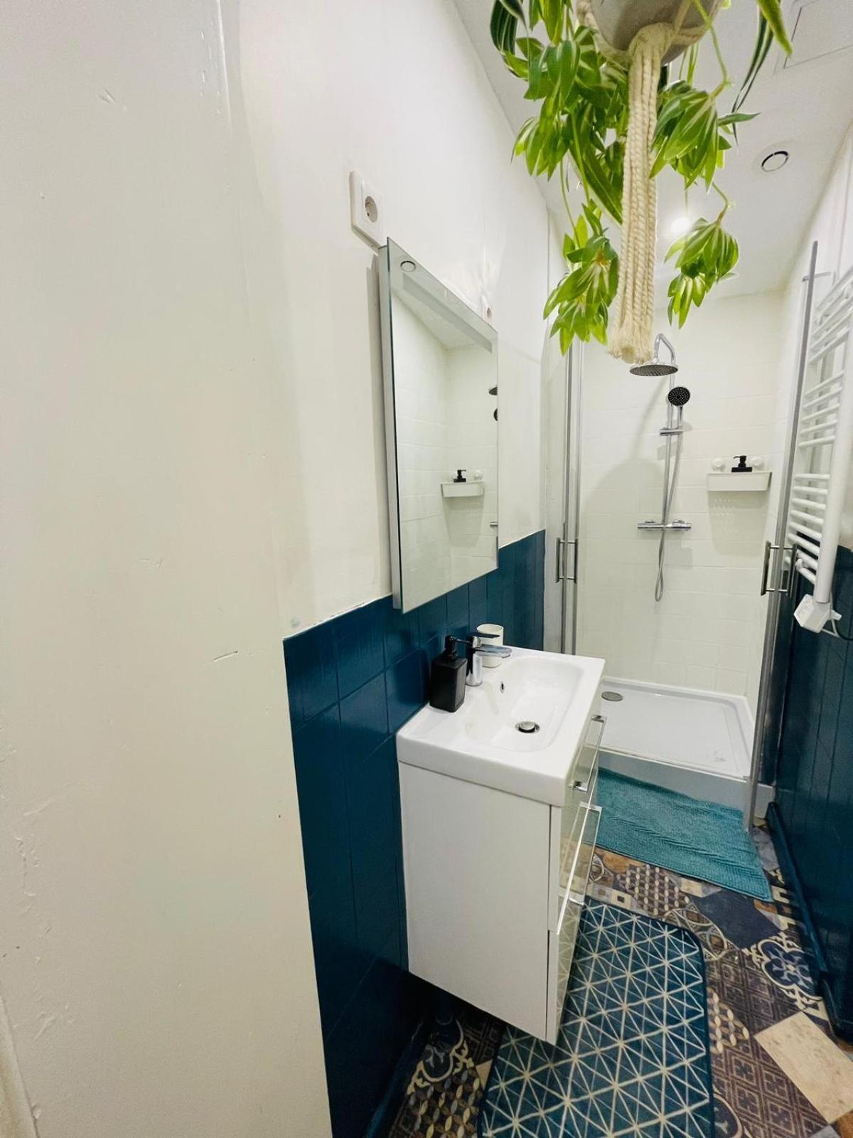 Appartement Oasis De Confort 투르쿠앵 외부 사진