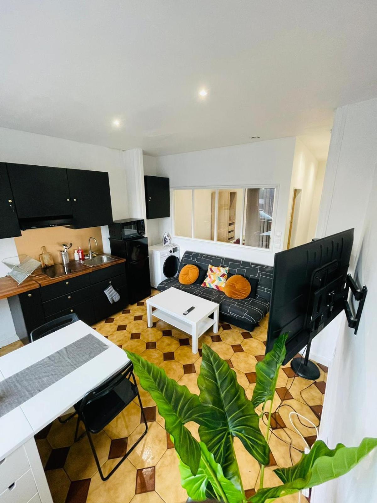 Appartement Oasis De Confort 투르쿠앵 외부 사진