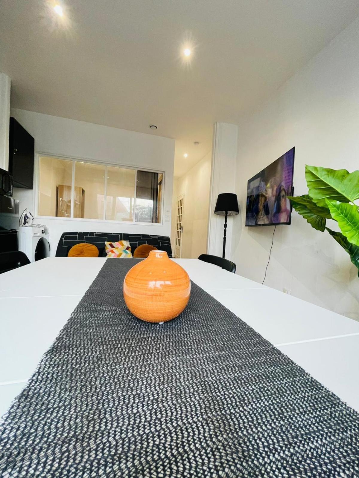 Appartement Oasis De Confort 투르쿠앵 외부 사진
